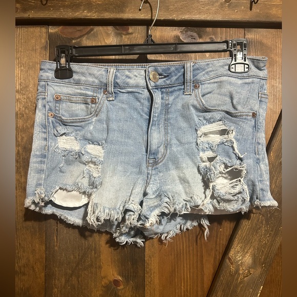 American Eagle Outfitters Pants - American Eagle High Rise Festival Denim Shorts, size 10, smoke free home